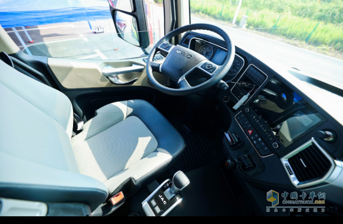 守正創(chuàng)新，且看江淮星耀X7如何破局煥新！