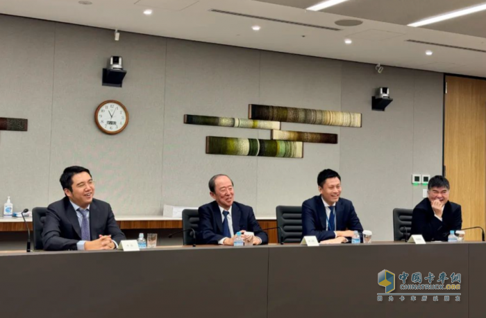 譚旭光:山東重工集團(tuán)與日本歐力士集團(tuán)繼續(xù)擴(kuò)大合作