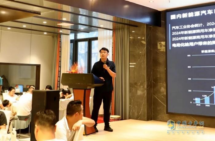 飛碟冰力士閃耀隨州，冷鏈運輸新標桿震撼發(fā)布！