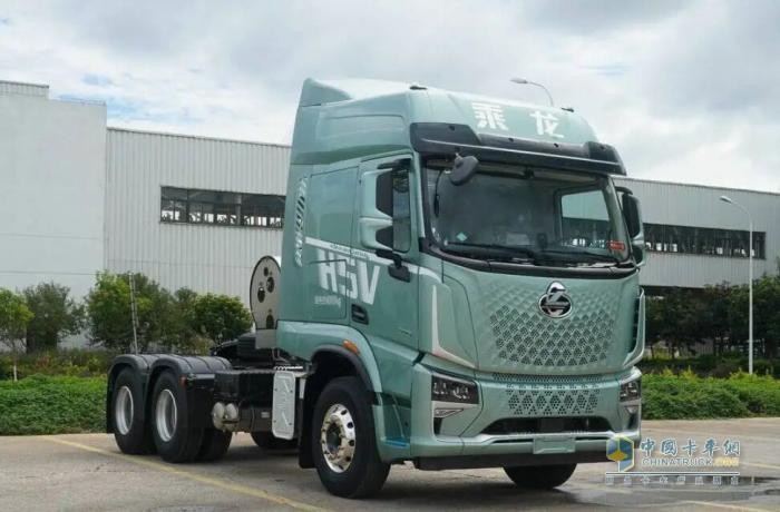 創(chuàng)富選對(duì)車，一路更硬氣！乘龍H5V創(chuàng)富版LNG牽引車實(shí)力圈粉！