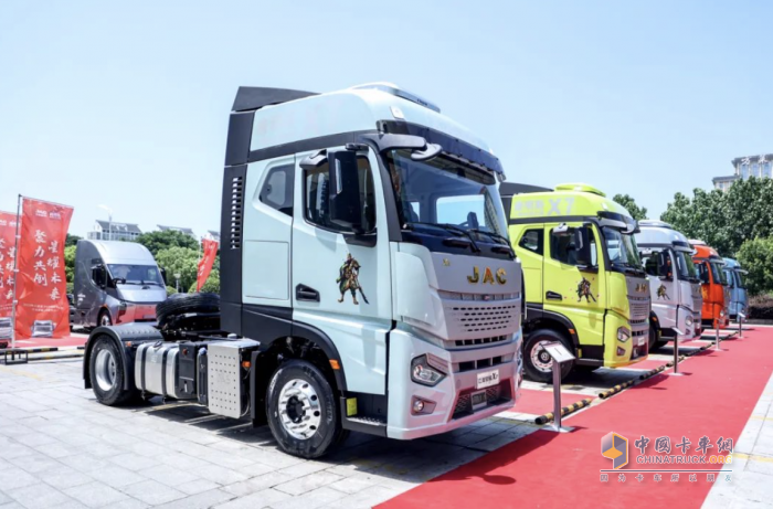 江淮星耀，創(chuàng)富伙伴！江淮星耀X7重磅上市！