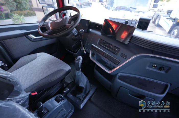 “效”盈全程 華菱X9引領高效創(chuàng)富路