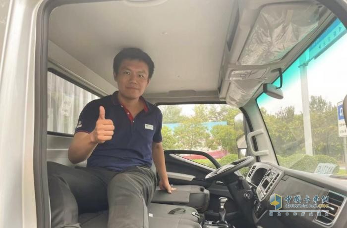 體驗采埃孚5擋手自一體變速箱 奧鈴玉兔III值得你來關注