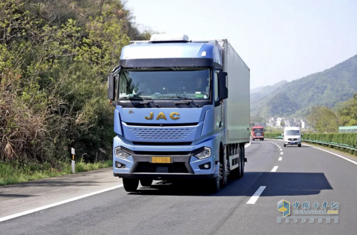 24小時1700km，江淮重卡助力張老板生財有道