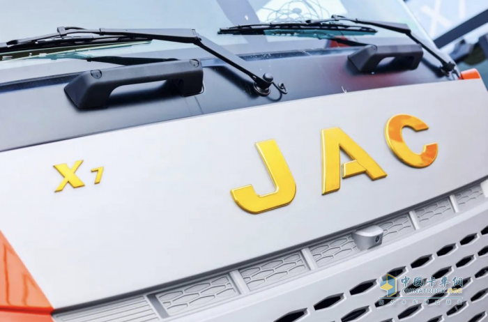 中秋將至，江淮星耀X7這廂有禮了