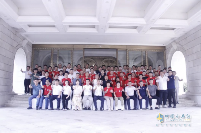 聚勢?攻堅?突圍！可蘭素兩場關(guān)鍵會議奏響市場進攻強音