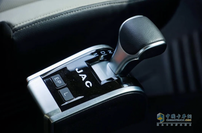 中秋將至，江淮星耀X7這廂有禮了