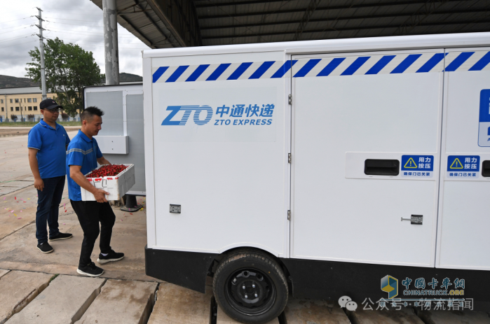 新石器X中通快遞:無人車把成本打下來