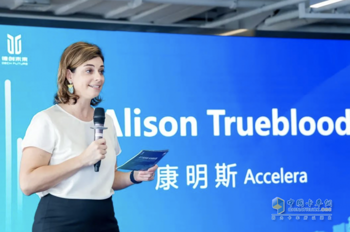 首批由康明斯Accelera氫燃料電池驅(qū)動的渣土車累計安全運行突破100萬公里