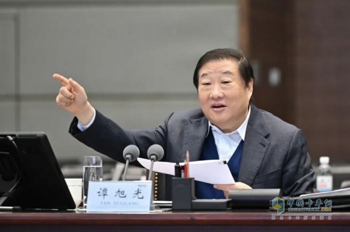 譚旭光：大缸徑高功率發(fā)動機要作為濰柴戰(zhàn)略業(yè)務(wù)全力推進！