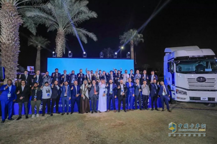 生而全球！解放國際迎來成立一周年