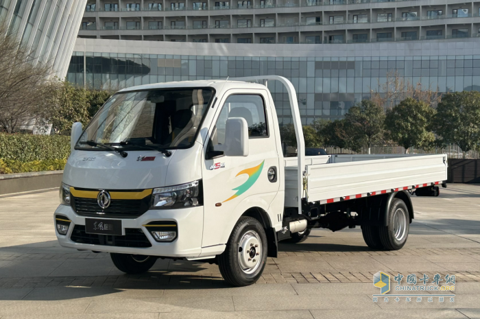 擺攤創(chuàng)業(yè)神器！東風途逸T5為何成為小卡市場新寵？