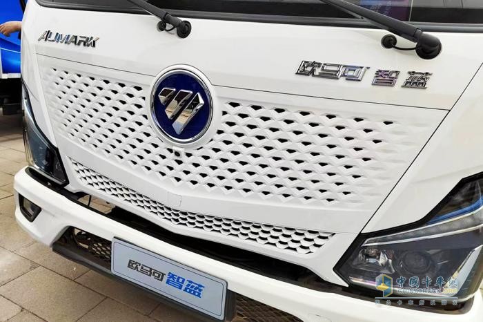 全面升級 樹立綠色運(yùn)輸新標(biāo)桿 全新一代歐馬可智藍(lán)ES1純電輕卡靜態(tài)體驗(yàn)