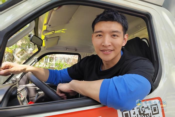 從送外賣到送貨物，王俊熹選擇與祥菱M2并肩奮斗