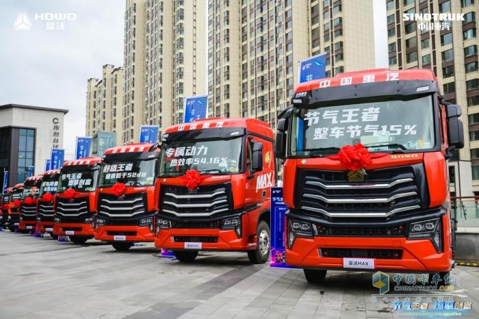 7月捷報！月銷超2萬輛再奪冠 中國重汽下半年開局強勢領(lǐng)跑