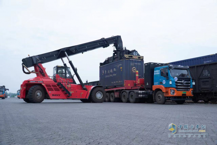 持續(xù)推動高質量轉型發(fā)展 上汽紅巖新能源融合智慧實力