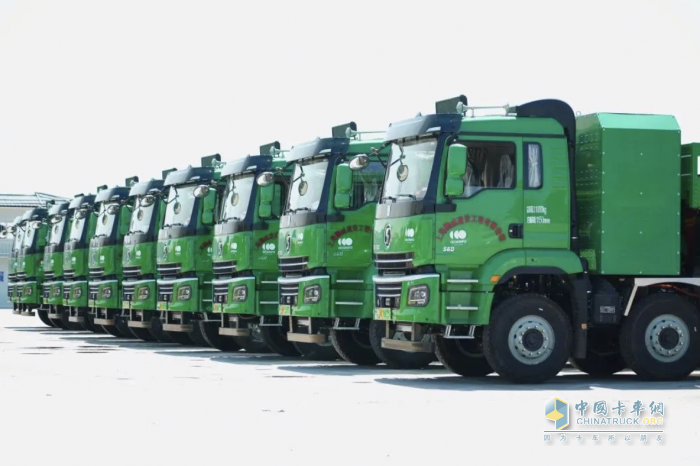 首批由康明斯Accelera氫燃料電池驅(qū)動的渣土車累計安全運行突破100萬公里