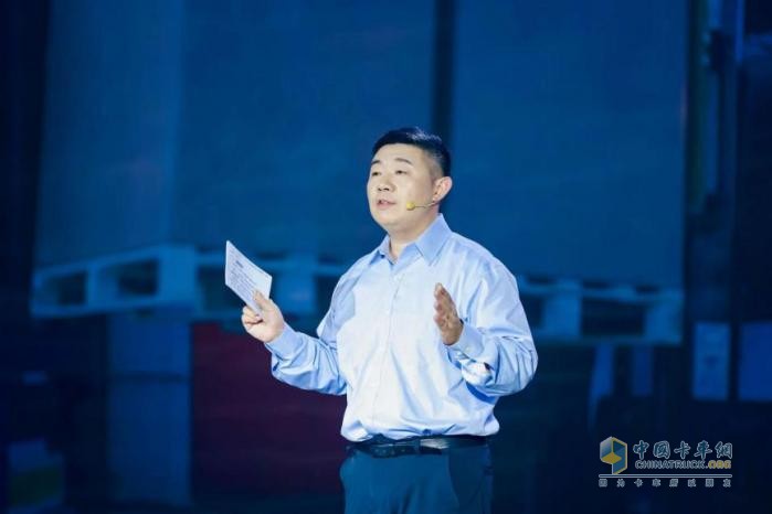 十年深耕，成為“全球新能源輕型車領(lǐng)導(dǎo)者”！上汽大通MAXUS正式發(fā)布新能源輕型車品牌“大拿”