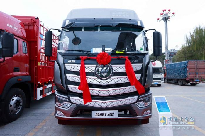 訂車78臺！歐曼行星自動擋中卡山東區(qū)域上市 推動物流運(yùn)輸高速發(fā)展