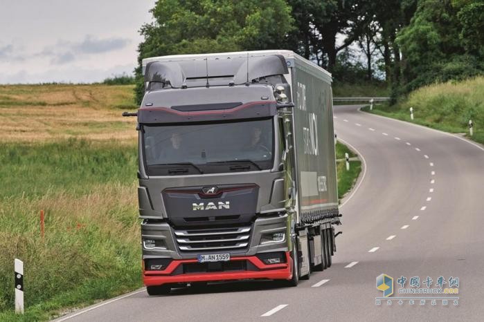 曼恩eTGX于全球首次重型電動卡車對比測試中一舉奪魁