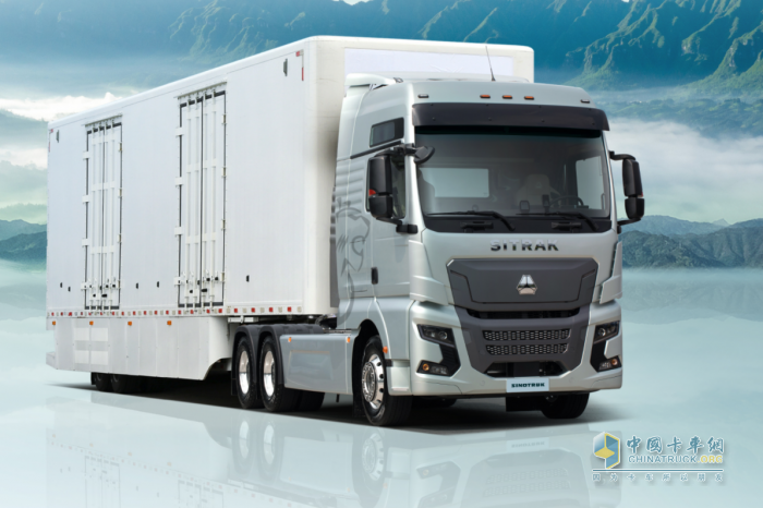 省電卷王-中國(guó)重汽汕德卡純電牽引車(chē)：拒絕續(xù)航焦慮 智能領(lǐng)航前行