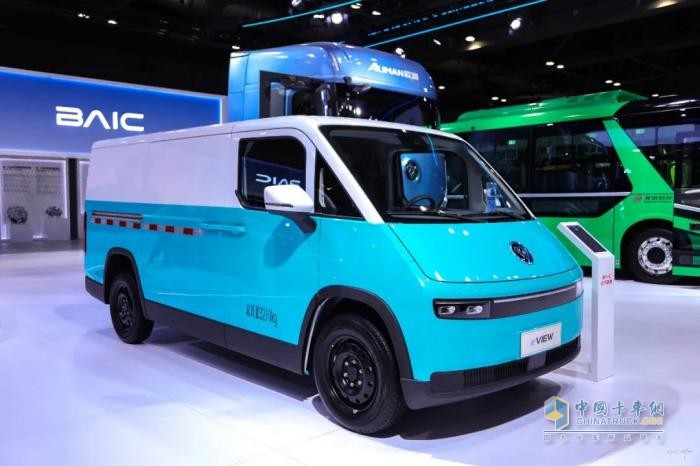 智變驅(qū)動 共赴新程:北汽福田攜三款重磅車型閃耀香港車博會