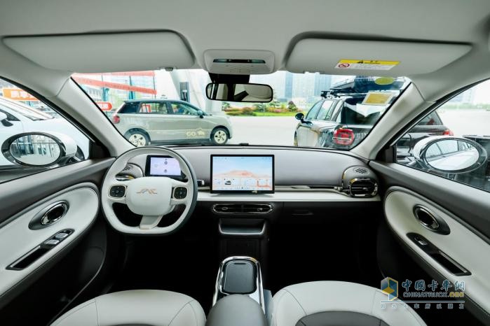 2025款釔為3入選新能源汽車(chē)下鄉(xiāng)車(chē)型目錄，助力城鄉(xiāng)出行升級(jí)