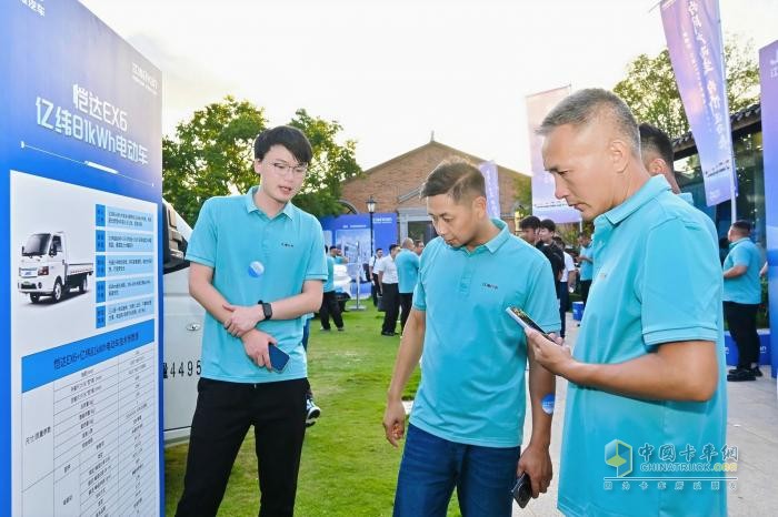 江淮1van“三全”新品上市，領(lǐng)航新能源物流車3.0時代