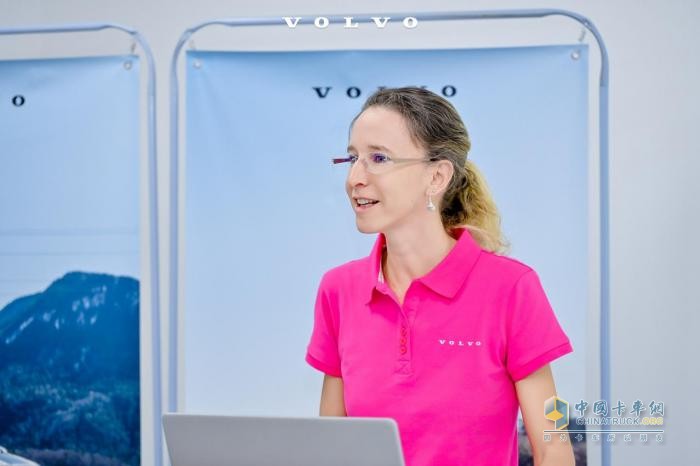 解鎖 TIR 新技能+賦能“卡姐”成長(zhǎng)！沃爾沃卡車中國(guó)綠駕學(xué)院完美收官