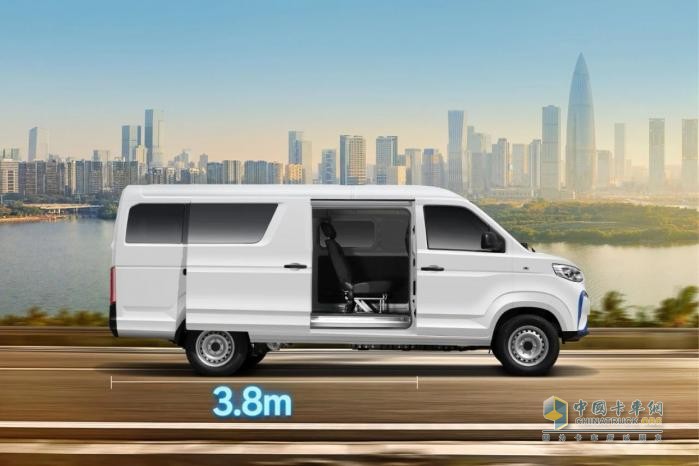 一車何以勝任多面角色？江淮1van藍(lán)貓客運(yùn)版給出創(chuàng)富“最優(yōu)解”