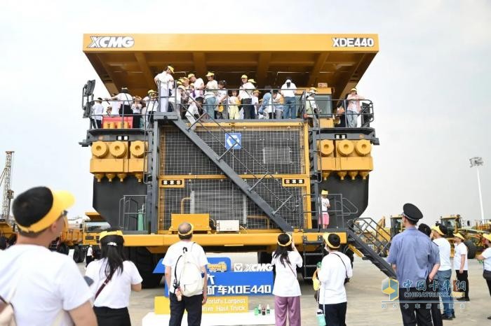 “未來工程師”哪里啟航？答案就在：徐工研學(xué)之旅！