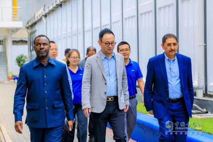 中集車輛開(kāi)拓全球南方市場(chǎng)，與坦桑尼亞客戶簽訂2000臺(tái)戰(zhàn)略合作訂單