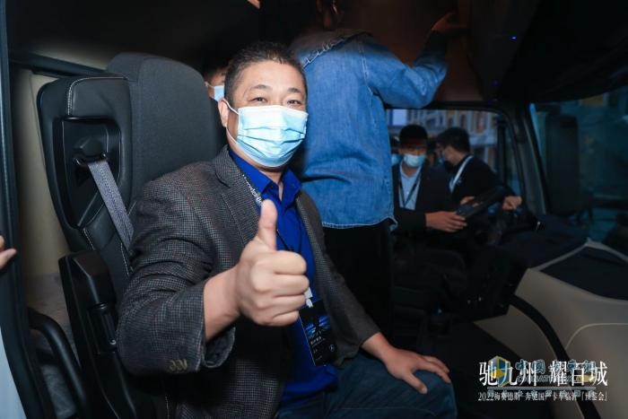 貨運(yùn)行業(yè)新常態(tài)下的首選，為什么是國(guó)產(chǎn)奔馳卡車？