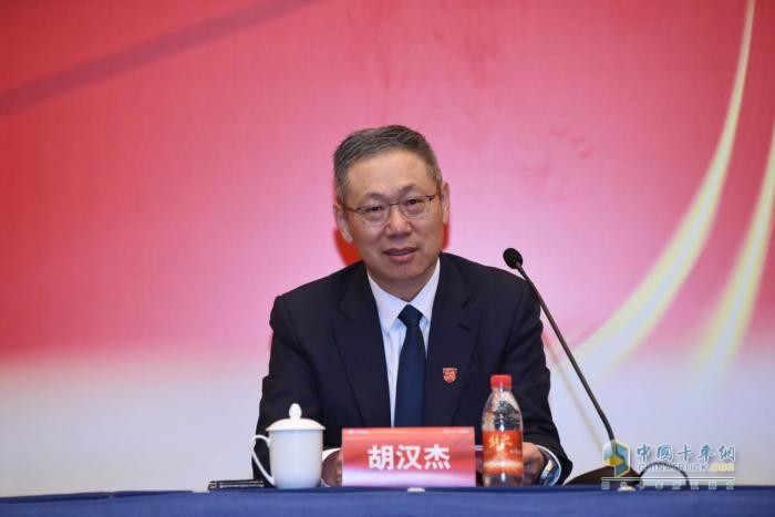 胡漢杰:穿越周期才能強(qiáng)者恒強(qiáng)