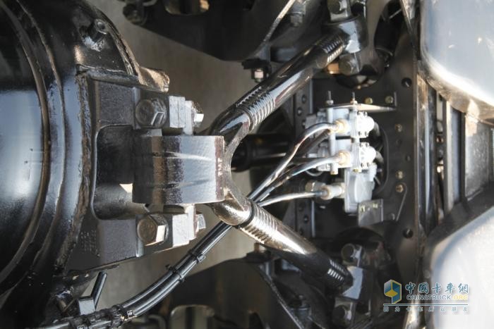 駕駛輕松、運營可靠、成本更低，運營神器還得是解放青汽AMT！