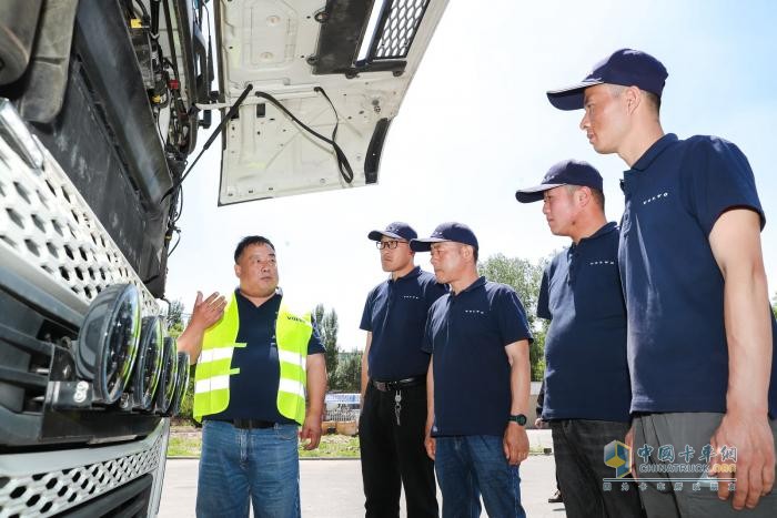 九年堅(jiān)守 追求高效永不止步 沃爾沃卡車綠駕學(xué)院沈陽(yáng)站燃擎開(kāi)營(yíng)