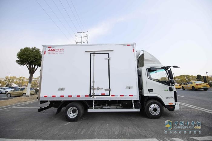 深度揭秘！冷鏈1號·帥鈴冰博士榮獲行業(yè)第一的背后，擁有哪些硬實力？