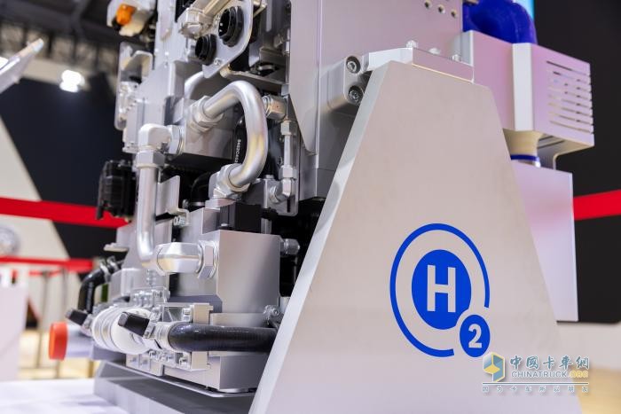 綠擎智享 鈴創(chuàng)未來！慶鈴五十鈴多款精品車型亮相第二十五屆重慶車展