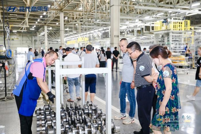 匠心品質(zhì) 暖心服務(wù) 現(xiàn)代商用車工廠開(kāi)放日完美收官