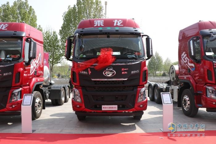 LNG牽引車怎么選？輕量領(lǐng)先、低氣耗的乘龍H5超輕版高效更多賺！