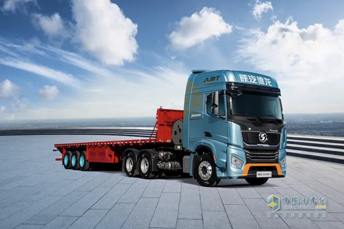 陜汽德龍X5000S:以黃金動(dòng)力鏈的優(yōu)勢(shì) 為廣大卡友帶來降本增效的運(yùn)輸價(jià)值