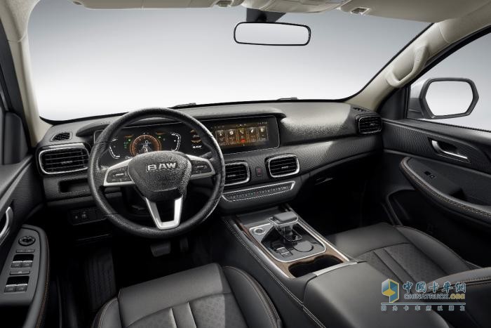 突破10萬級皮卡新標桿 北汽卡路里M7自動擋驚艷上市