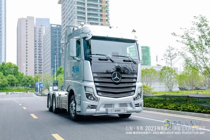 物流形勢如此嚴(yán)峻 為何建議大家換個奔馳試一試？