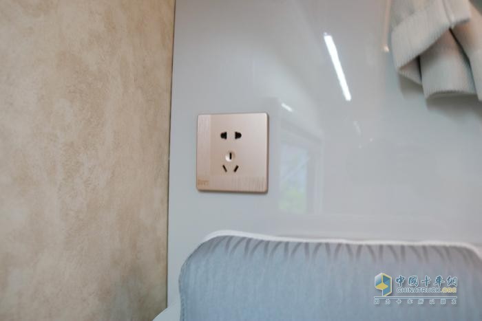 23.98萬！長安跨越打造C型房車同級天花板