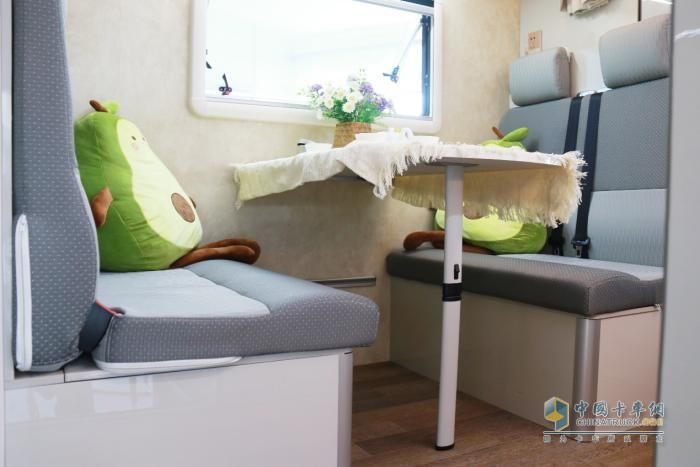 23.98萬！長安跨越打造C型房車同級天花板