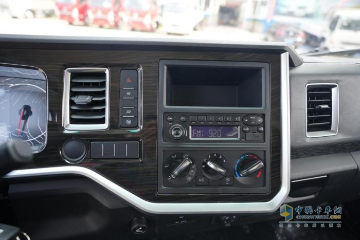 冠軍選手來了！看運(yùn)多多·傲運(yùn)如何分分鐘奪得性價比冠軍？