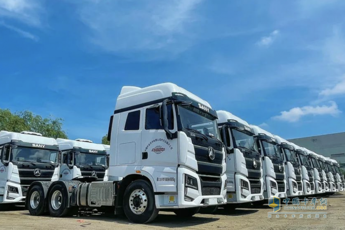 三一重卡與中國(guó)外運(yùn)展開戰(zhàn)略合作 L2智能重卡開啟批量交付