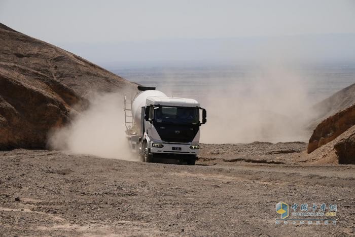 國內(nèi)最大規(guī)模新能源商用車高溫測試！比亞迪圓滿完成極限挑戰(zhàn)