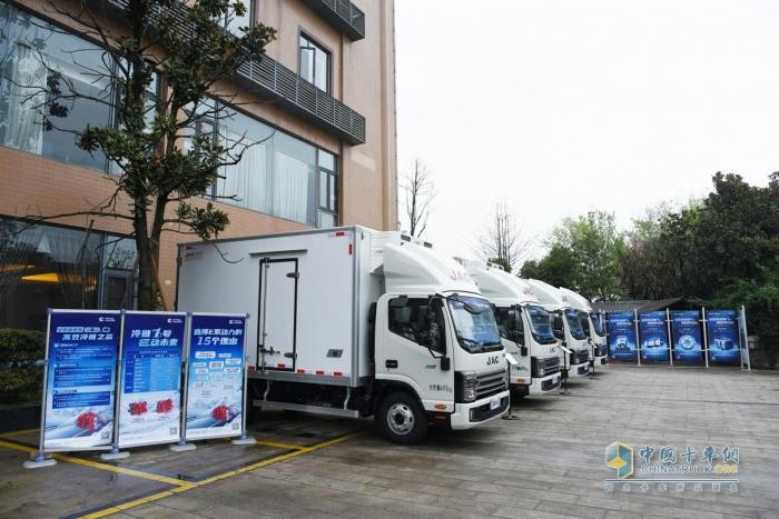 實力！江淮1卡冷鏈1號·帥鈴冰博士獲“5A級冷藏車”權(quán)威認證