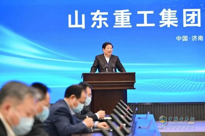 譚旭光:持續(xù)引領(lǐng)行業(yè) 跑出高質(zhì)量發(fā)展加速度